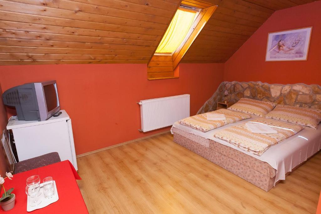Paratlan Apartmanhaz Szilvásvárad Eksteriør bilde