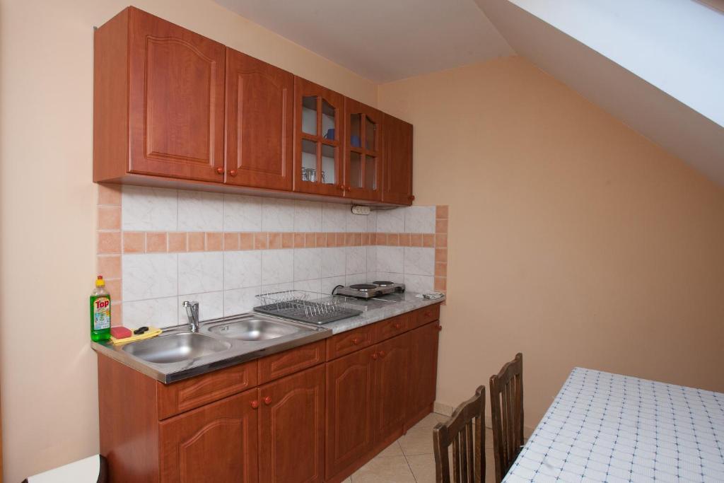 Paratlan Apartmanhaz Szilvásvárad Rom bilde